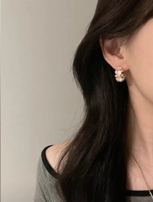 Flower - shaped Diamond - inlaid Huggie Earrings