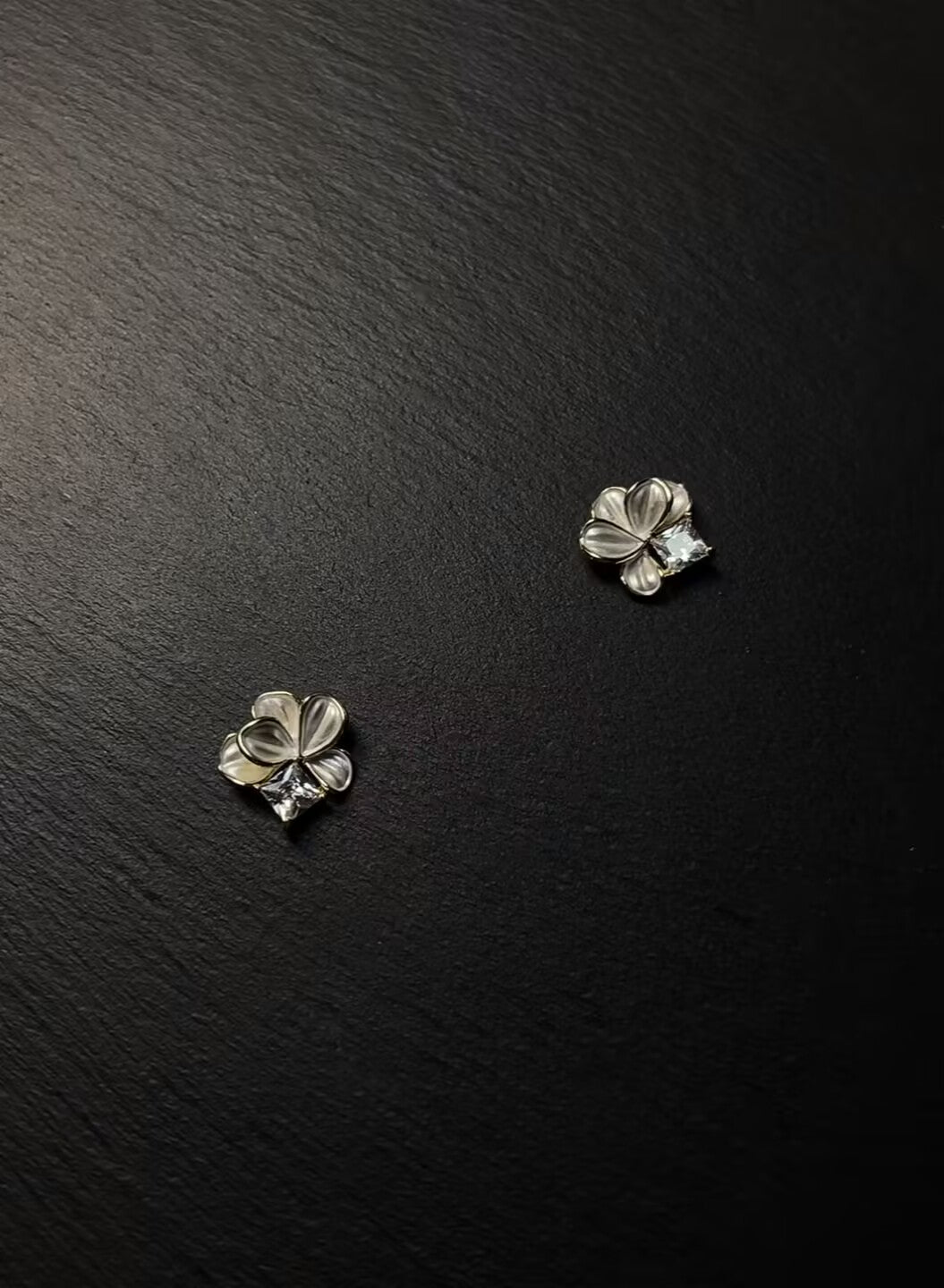 AvoStudio 中古耳饰Moonlight月光花语 Vintage