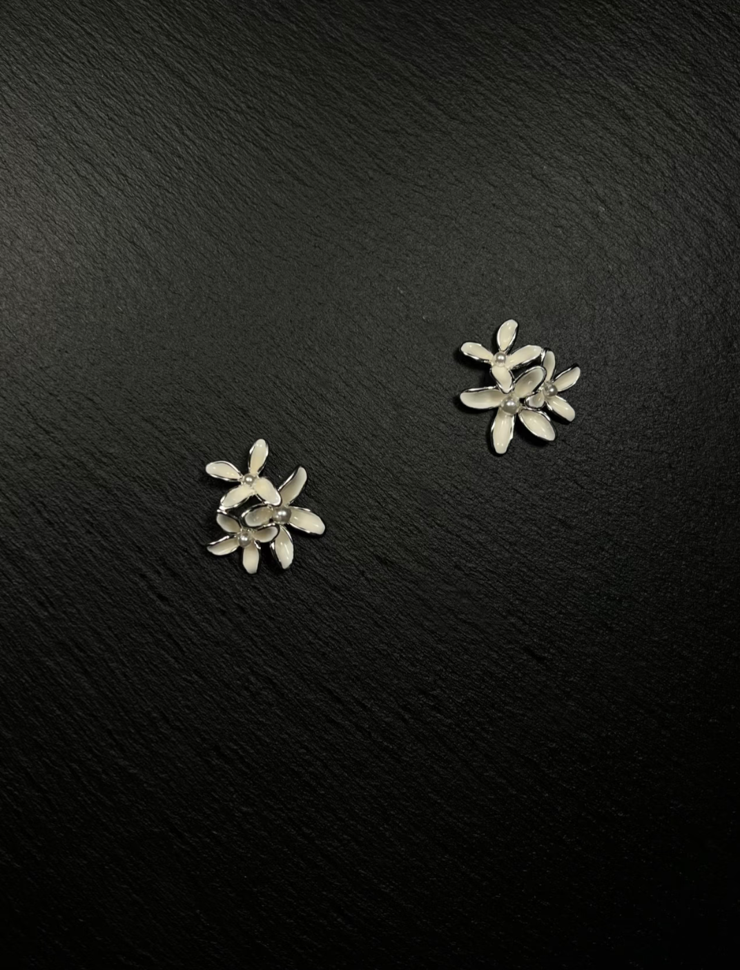 Flower - cluster Stud Earrings