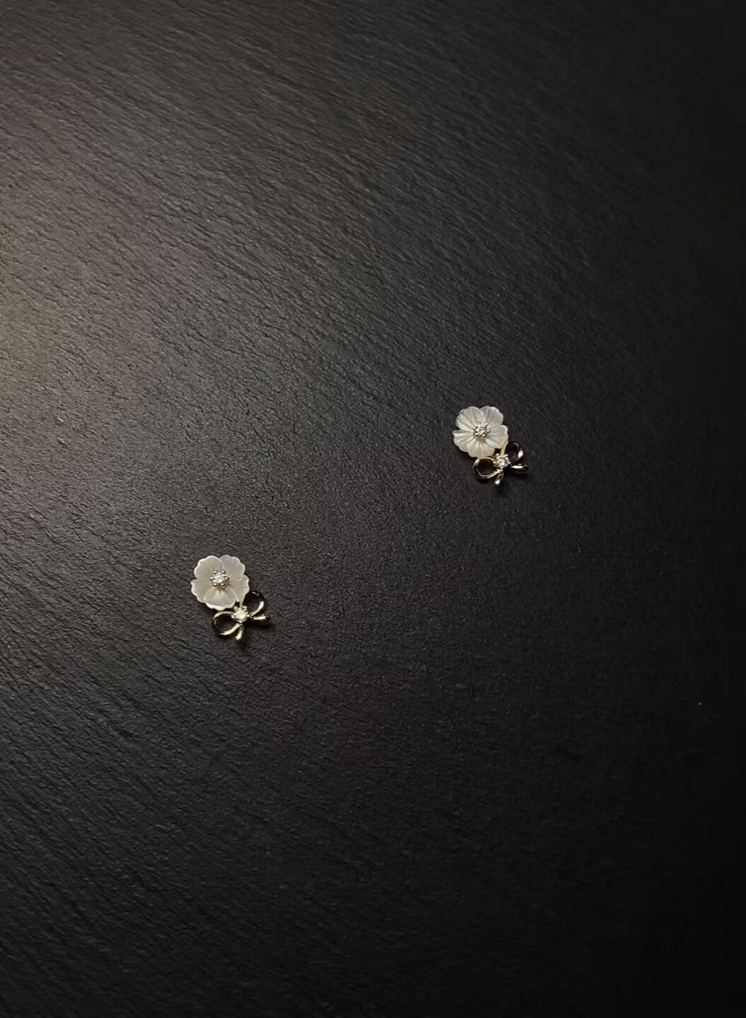 AvoStudio 中古耳饰Whispers花园蜜语Vintage